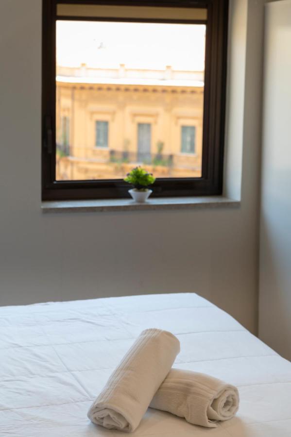 Ruggero Settimo - Room & Suite Palermo Exterior foto