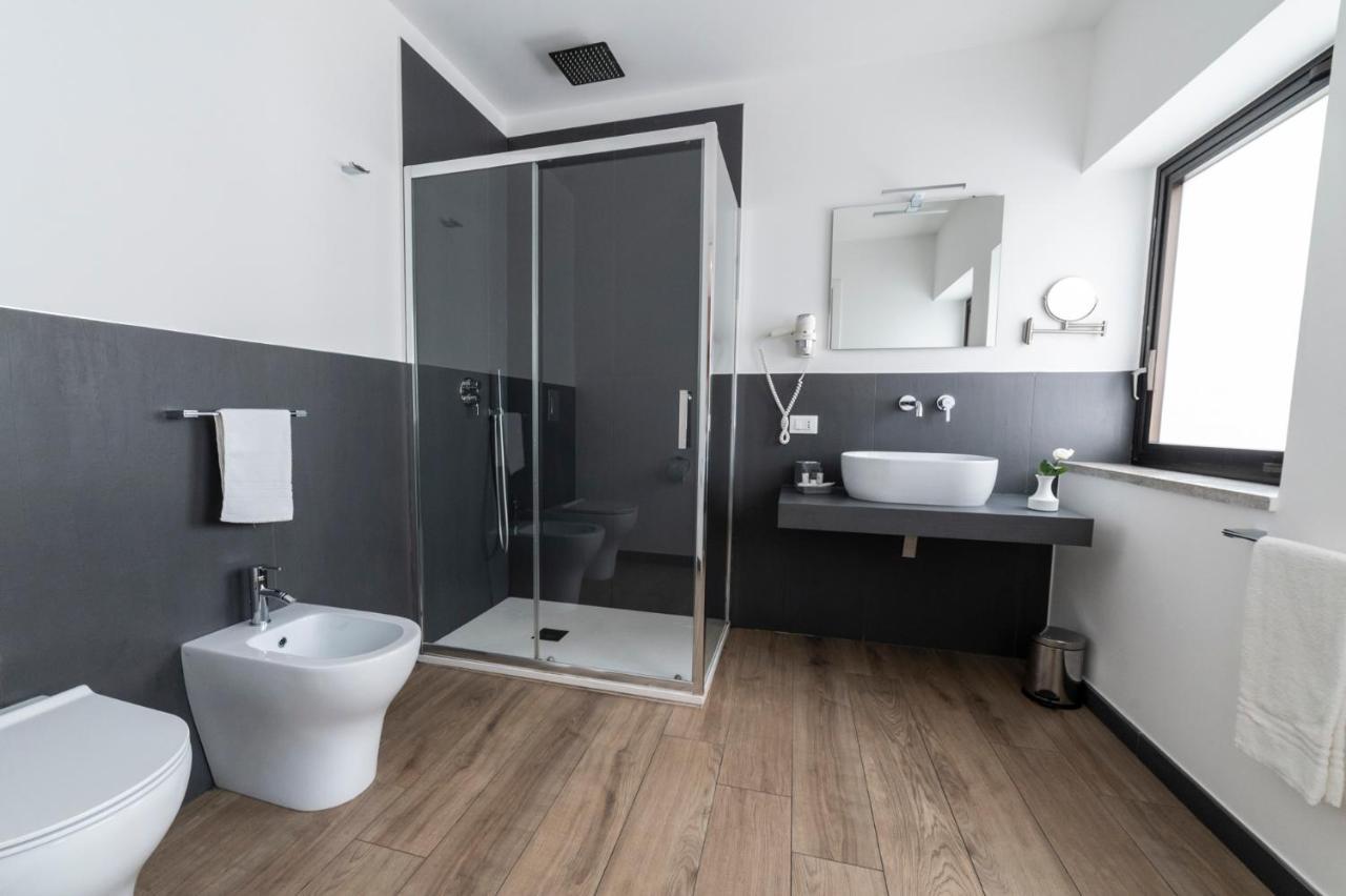 Ruggero Settimo - Room & Suite Palermo Exterior foto
